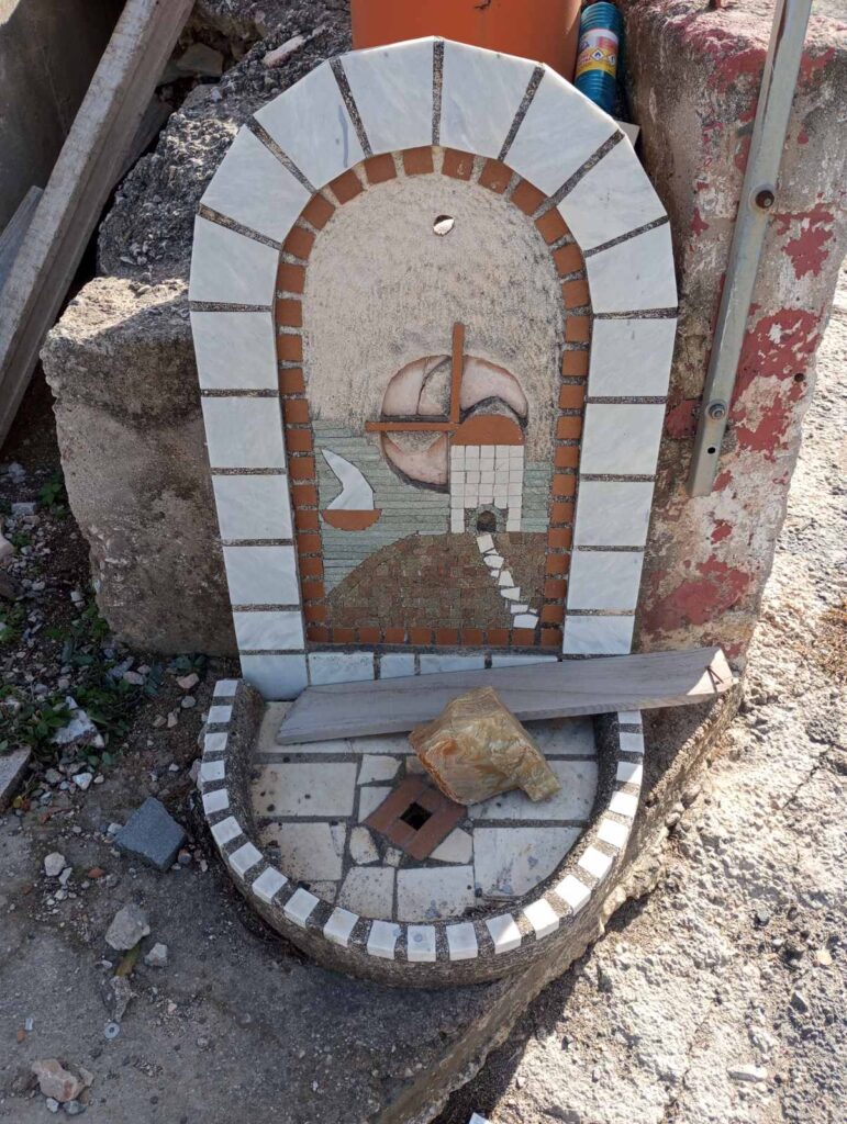 μαρμάρινη βρύση